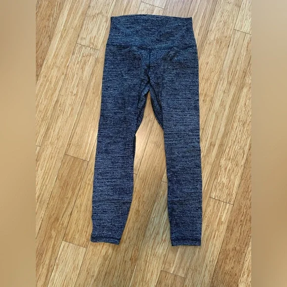 Lululemon aligns - Picture 1 of 4